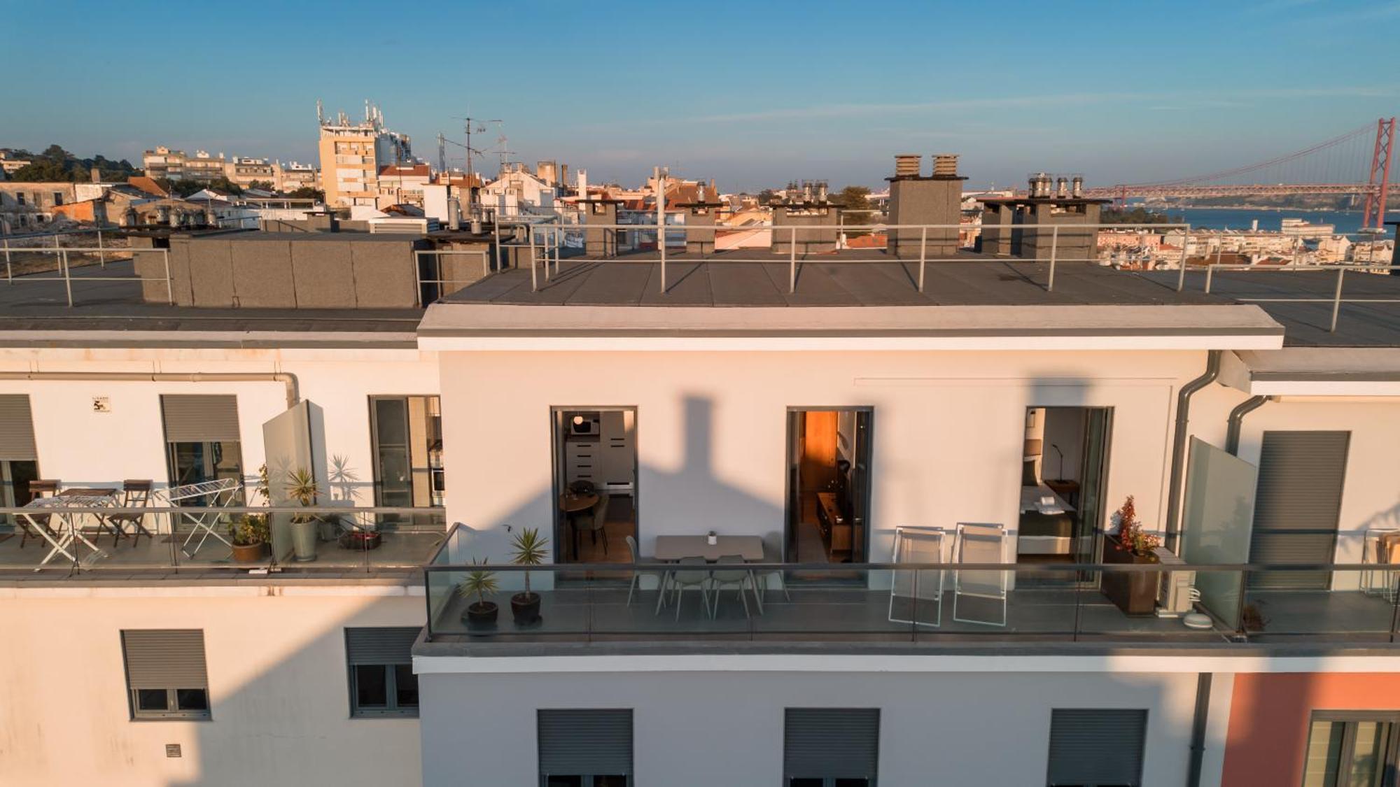 Premium Flat At Ajuda/Belem With Balcony, Parking! Lägenhet Lisboa Exteriör bild